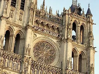 Centre Cathedrale Hotel 3*