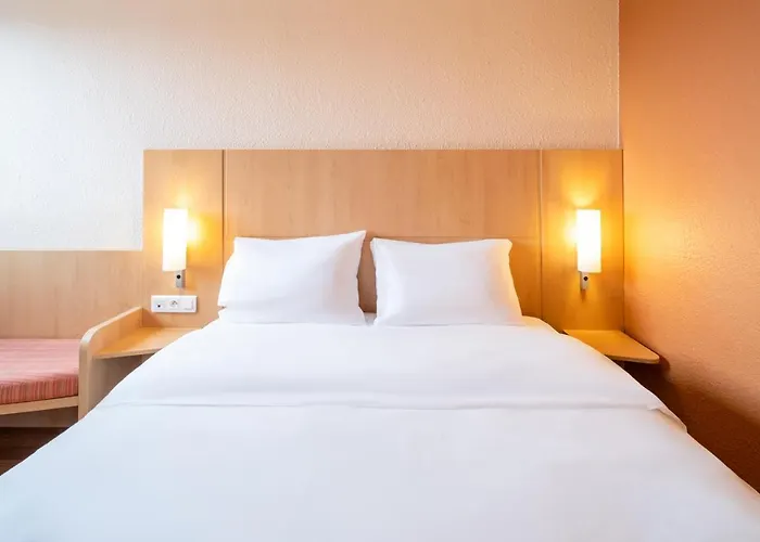 Hotel Centre Cathedrale 3*