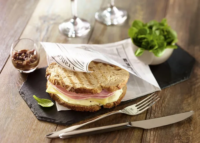 Hotel Centre Cathedrale 3*